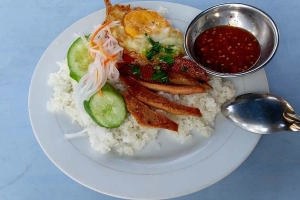 Quán Ăn Cơm Tấm Đêm Bé Ty