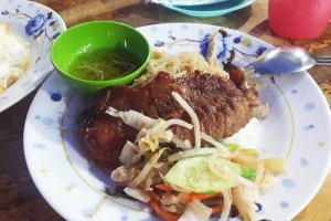 Quán Ăn Cơm Tấm Hiền 241 - Cách Mạng Tháng 8
