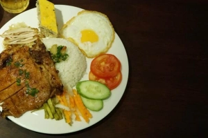 Quán Ăn Cơm Tấm Nhé!