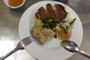 Quán Ăn Cơm Tấm Phạm Gia - Hòa Bình