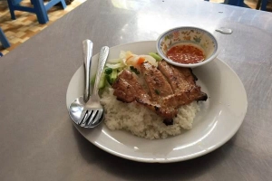 Quán Ăn Cơm Tấm - Phó Đức Chính