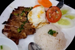 Quán Ăn Cơm Tấm Sài Gòn & Sườn Nướng Mật Ong