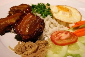 Quán Ăn Cơm Tấm Tư Râu