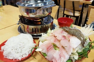 Quán Ăn Cơm Thố Yellow Pot - Lotte Mart Nha Trang