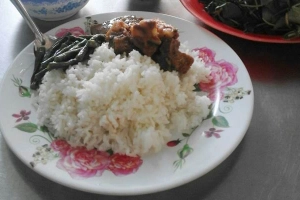 Quán Ăn Cơm Trưa, Bánh Canh & Bún Riêu