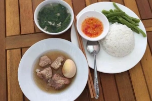 Quán Ăn Cơm Trưa Bình Dân - Phù Đổng Thiên Vương