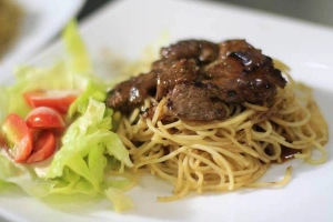 Quán Ăn Con Bò Cười - Beefsteak, Mỳ Ý & Cơm Chiên