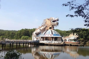 Công Viên Hồ Thủy Tiên