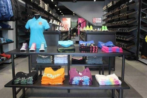 Converse Outlet - Nguyễn Thị Thập