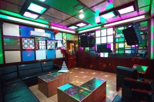 Cosy Karaoke - Thái Sanh Hạnh