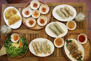Quán Ăn Cuốn Gia Đình - Ngon Như Mẹ Cuốn