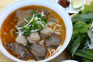 Quán Ăn Cường Cảnh - Bún Bò Huế