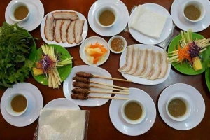Quán Ăn Đà Nẵng Quán - Bánh Tráng Cuốn Thịt Heo & Mì Quảng