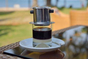 Đá Vàng Cafe