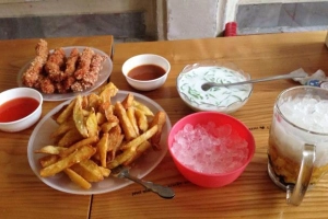 Quán Ăn Đặc Sản Chè - Vĩnh Hồ