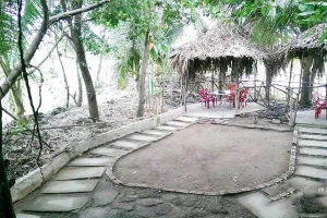 Quán Ăn Đặc Sản Dê Núi - Nguyễn Bình