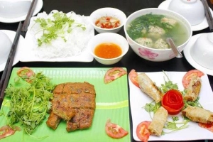 Nhà Hàng Đại Dương - Hải Sản & Đặc Sản Rươi Tứ Kỳ