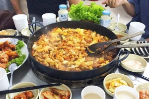 Quán Ăn Dakgalbi Restaurant - Ẩm Thực Hàn Quốc