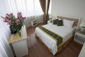 Danly Hotel - Đào Tấn