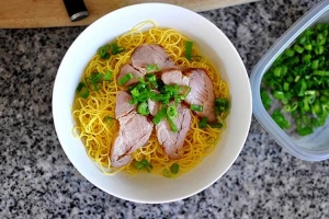 Quán Ăn Đạt Ký Mì Gia - Nguyễn Văn Bá