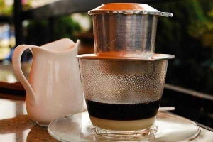 De L'amour Cafe - Hoàng Văn Thụ