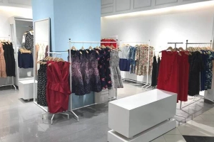 DE LEAH - Aeon Mall Long Biên