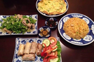 Nhà Hàng Đèn Lồng Restaurant - Ẩm Thực Việt