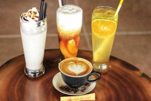 Des Amis Cafe