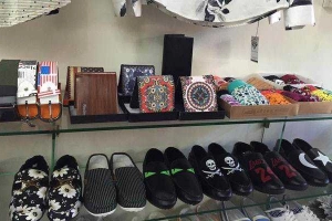 Diamon Shop - Cách Mạng Tháng 8