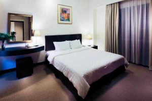 Diamond Westlake Suites