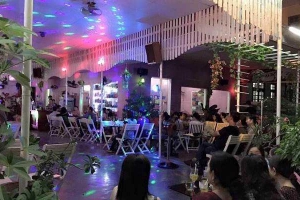 Điệp Phố Cafe