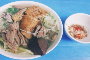 Quán Ăn Định Hằng - Phở & Bún Các Loại