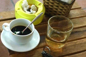 Đồ Xưa Cafe - Nguyễn Chánh