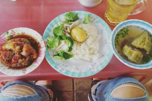 Doanh Hường - Cơm Bình Dân