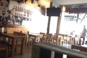 Domino Cafe - Hoàng Hoa Thám