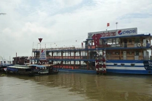 Nhà Hàng Du Thuyền Floating Restaurant