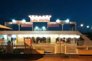 Du Thuyền Lạc Hồng - Nhà Hàng & Cafe