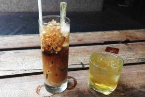 Dù Vàng Coffee