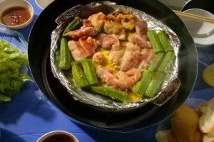 Quán Ăn Đức Bốp - Lẩu Riêu Cua & Chân Gà Sả Ớt