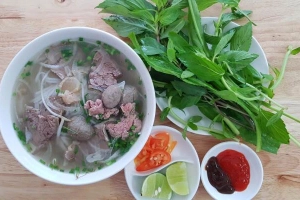 Quán Ăn Đức Tặng - Chuyên Phở Bò Nam Định