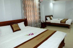 Đức Tùng Hotel