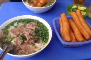 Dũng Phượng - Phở Bò & Bánh Cuốn Chả Mực