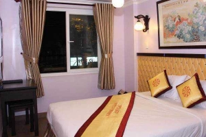 Dynasty Hotel