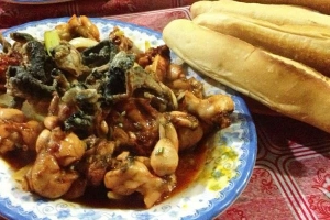 Quán Ăn Ếch Ông Chạy