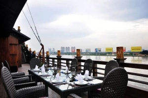 Nhà Hàng Elisa - Seafood & Dinning Restaurant - Nguyễn Tất Thành