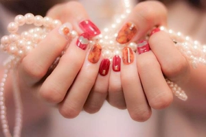 Everly Nail Beauty & Spa