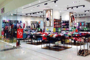 F.O.S Vietnam - Parkson Cantavil