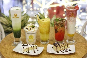 F4 Coffee & Dessert - Vincom Plaza