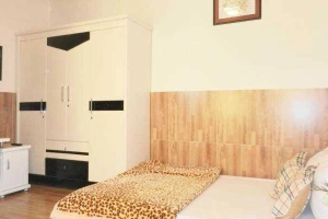 Flower Homestay
