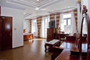 Fortune Hotel